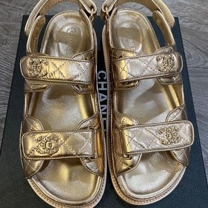❌❌SOLD❌❌Chanel Dad Sandals Bronze size 38